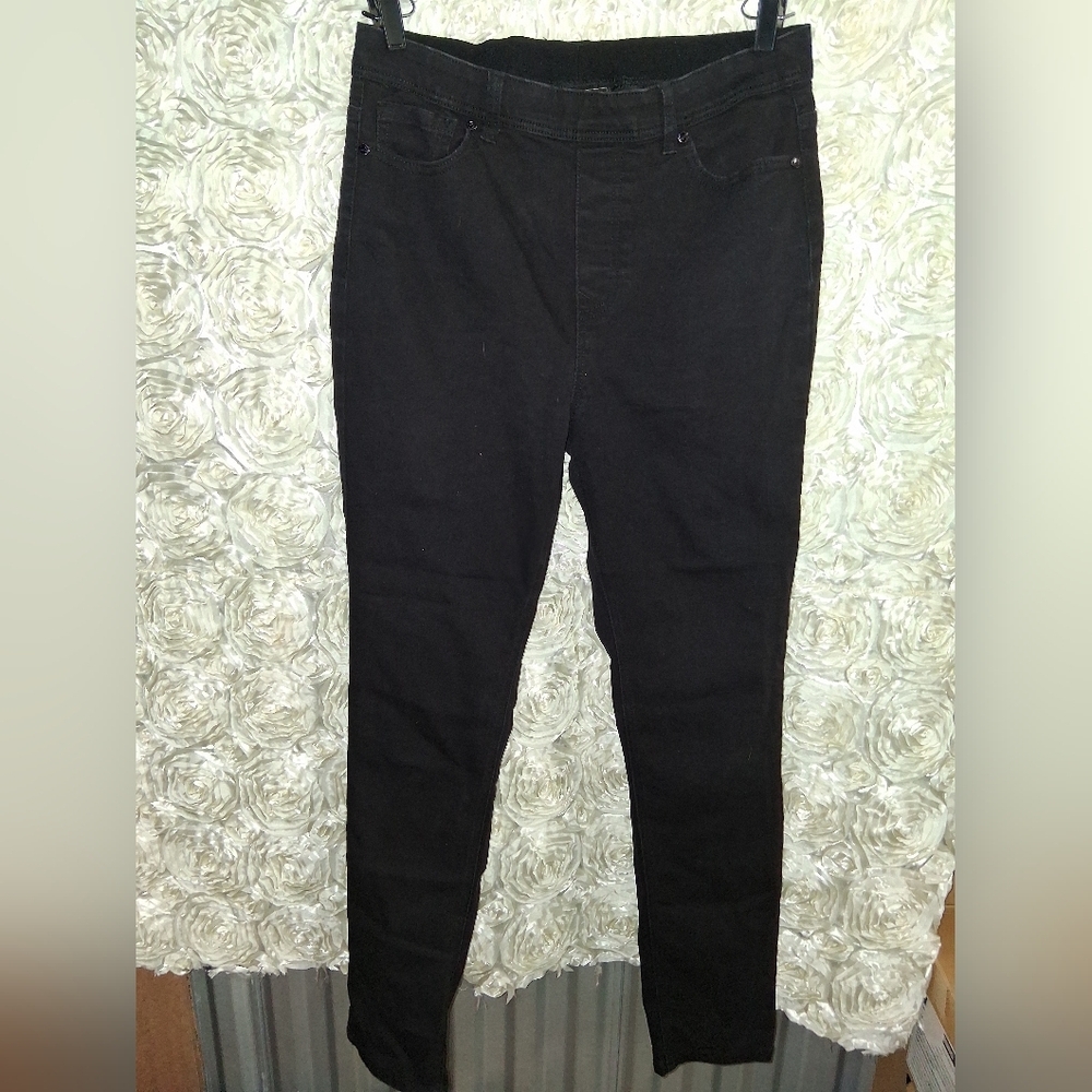 DG2 by Diane Gilman Black Skinny Pants